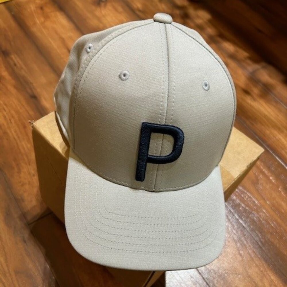 Puma adjustable golf hat - color gray